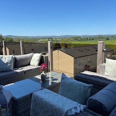 Ribble Valley Lodge Retreat Gisburn Exterior photo